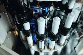 Combitool stellt Maschinen zur Tubenherstellung mit Unterstützung eines ERPs von Abacus her