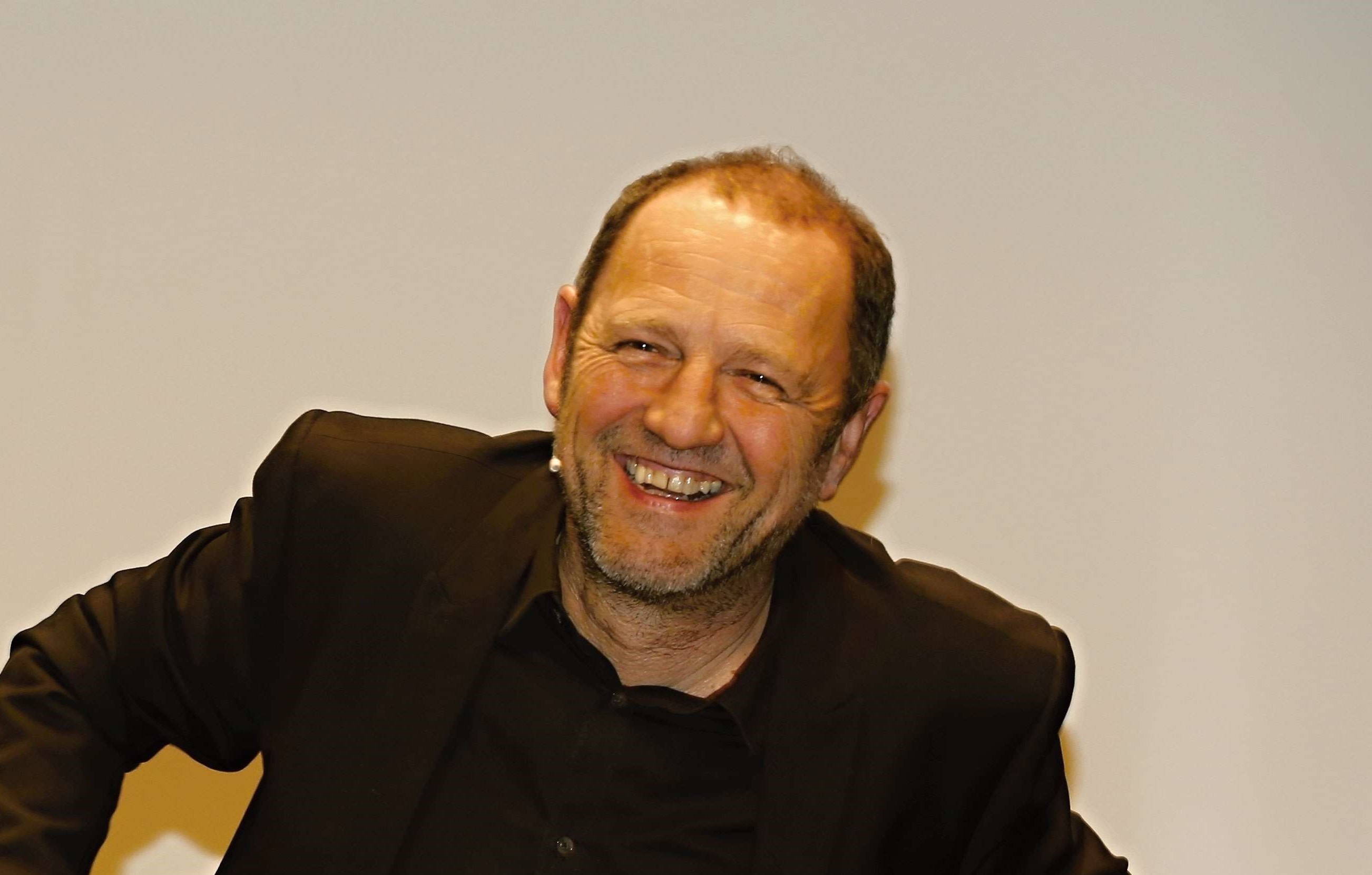 Vorbestellung des Buchs "INSIDE ABACUS und die verrückte Geschichte der Schweizer IT-Branche"