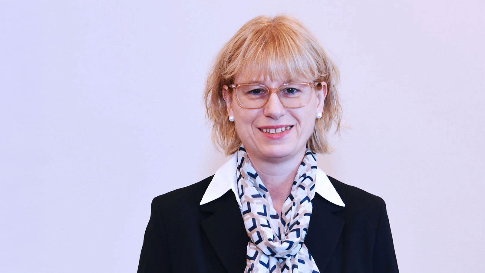 Corinne Jost: "Bei KI ist für Dienstleister ein tiefes Verständnis der Basics entscheidend."