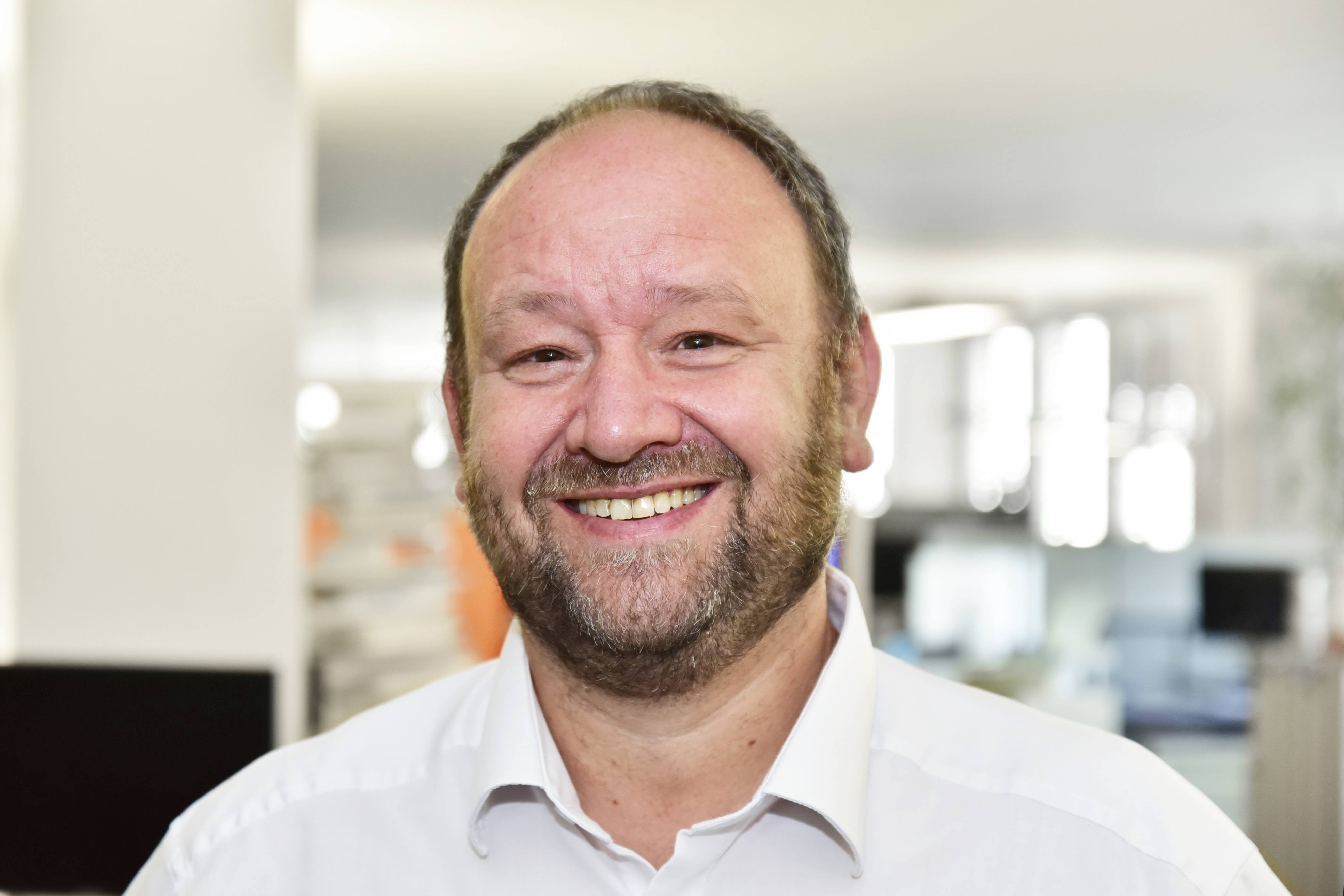 Peter Roth: "KI wird allgegenwärtig sein und bringt KMUs Chancen sowie Herausforderungen."